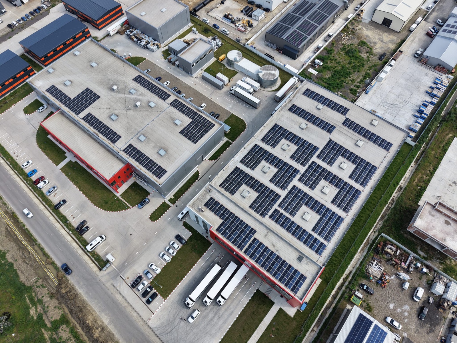 Proiect fotovoltaic industrial ECONERGY — vedere aeriană