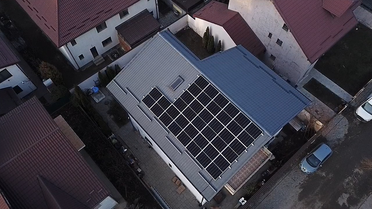 Instalație fotovoltaică rezidențială ECONERGY
